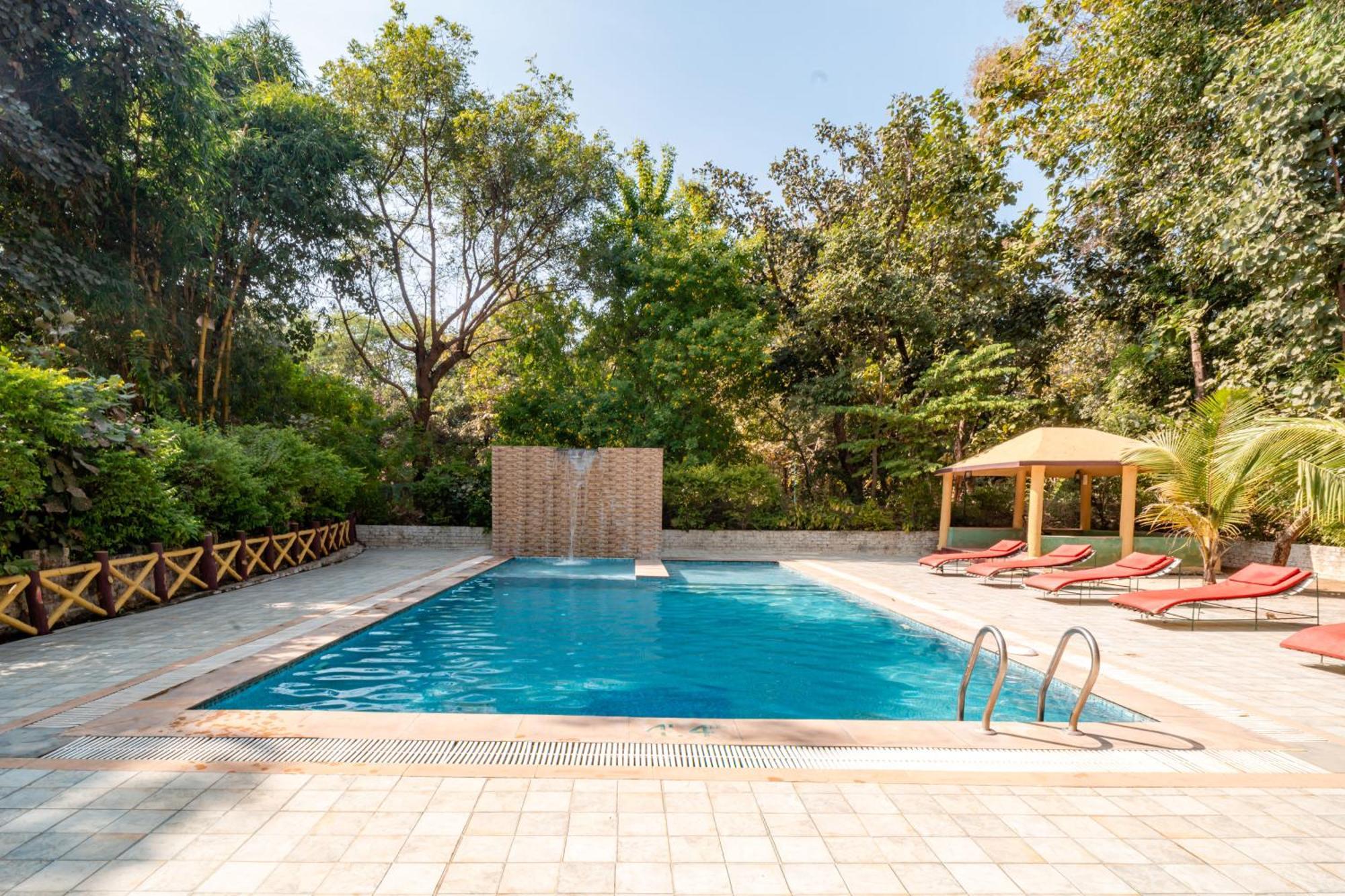 Treebo Premium Mowgli'S Den, Pench Hotel Khawasa ภายนอก รูปภาพ