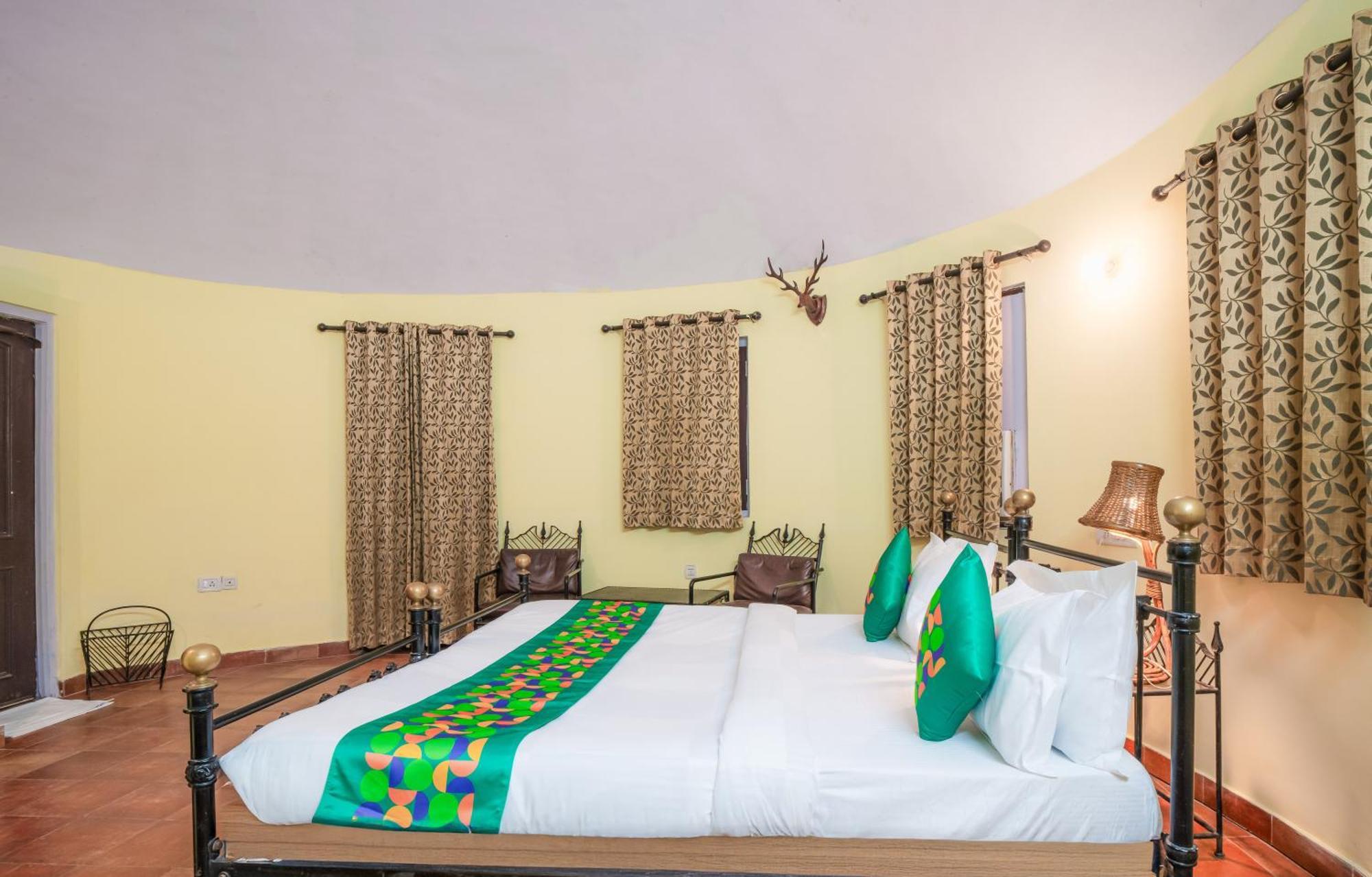 Treebo Premium Mowgli'S Den, Pench Hotel Khawasa ภายนอก รูปภาพ
